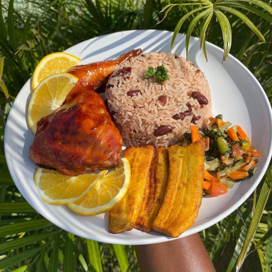 I Love RD - BUEN PROVECHO FAMILIA!🇩🇴… La comida jamaiquina es muy ...
