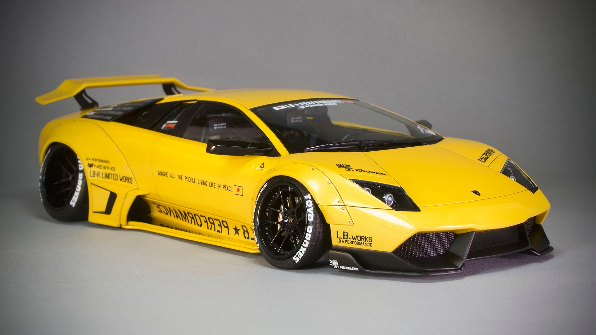 Aoshima 1/24 LB Works Lamborghini Murcielago model
