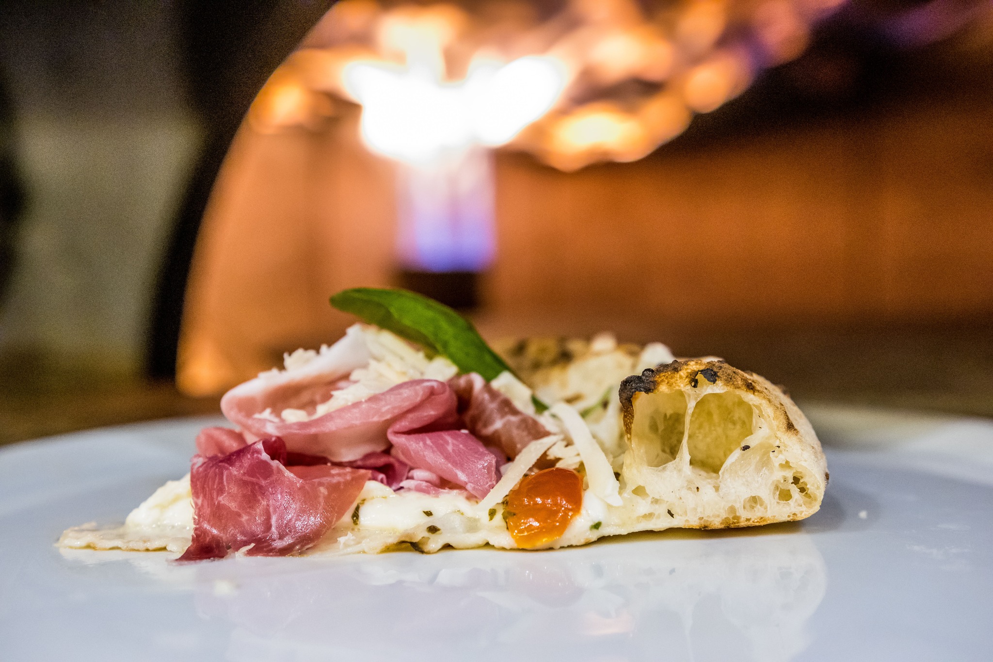 Pizza & Core - 🍕 Come mai la Pizza di Pizza & Core ha il...