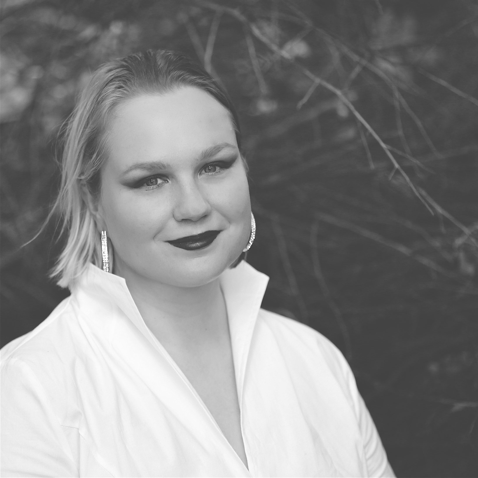 Elina Official