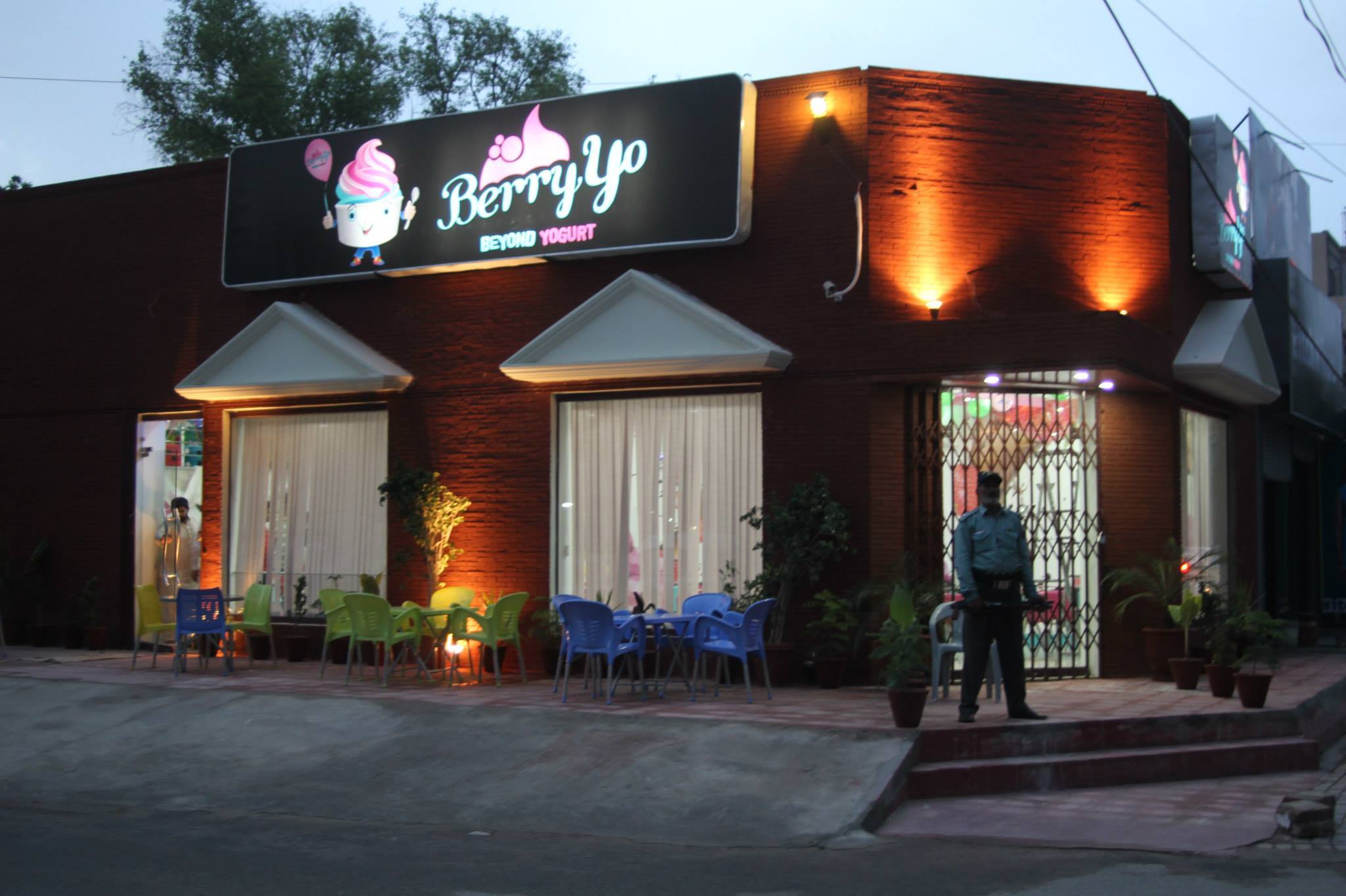 Berry Yo - Home