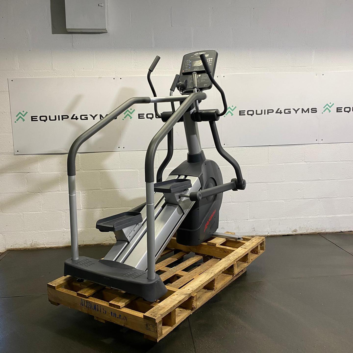 Equip4Gyms - NEW ARRIVAL 🔥 Life Fitness CLSL Integrity... | Facebook