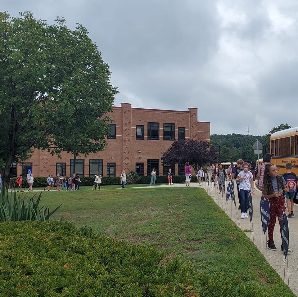 Teacher for the day! Mr.... - Indian Hill School Holmdel, NJ | Facebook