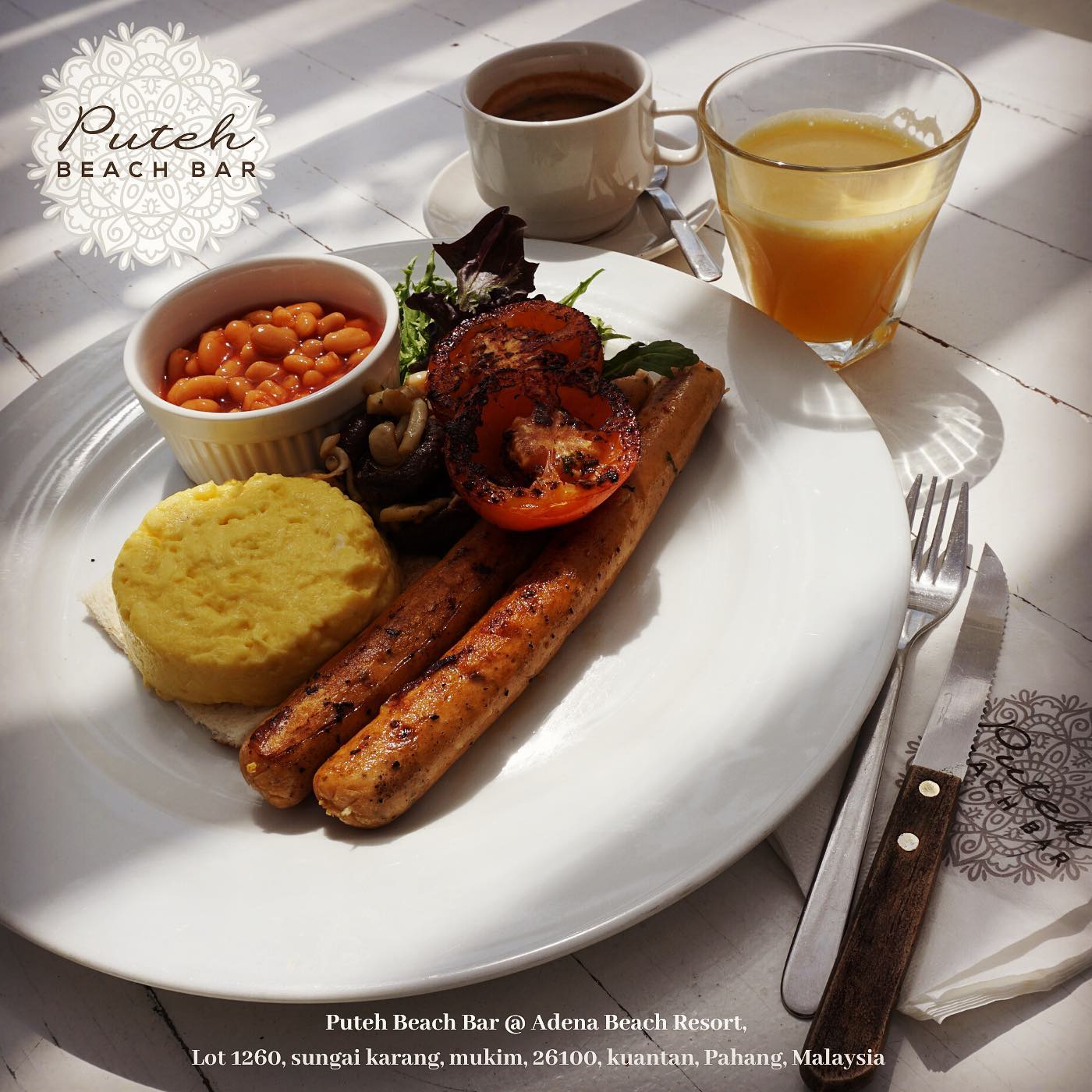 Puteh Beach Bar Big Breakfast Available On Sundays And Public Holidays From 10 30am 2 00pm Putehbeachbar Breakfast Brunch Sundaybrunch Breakfastonthebeach Sun Surf Kuantan Beach Adenabeachresort Facebook