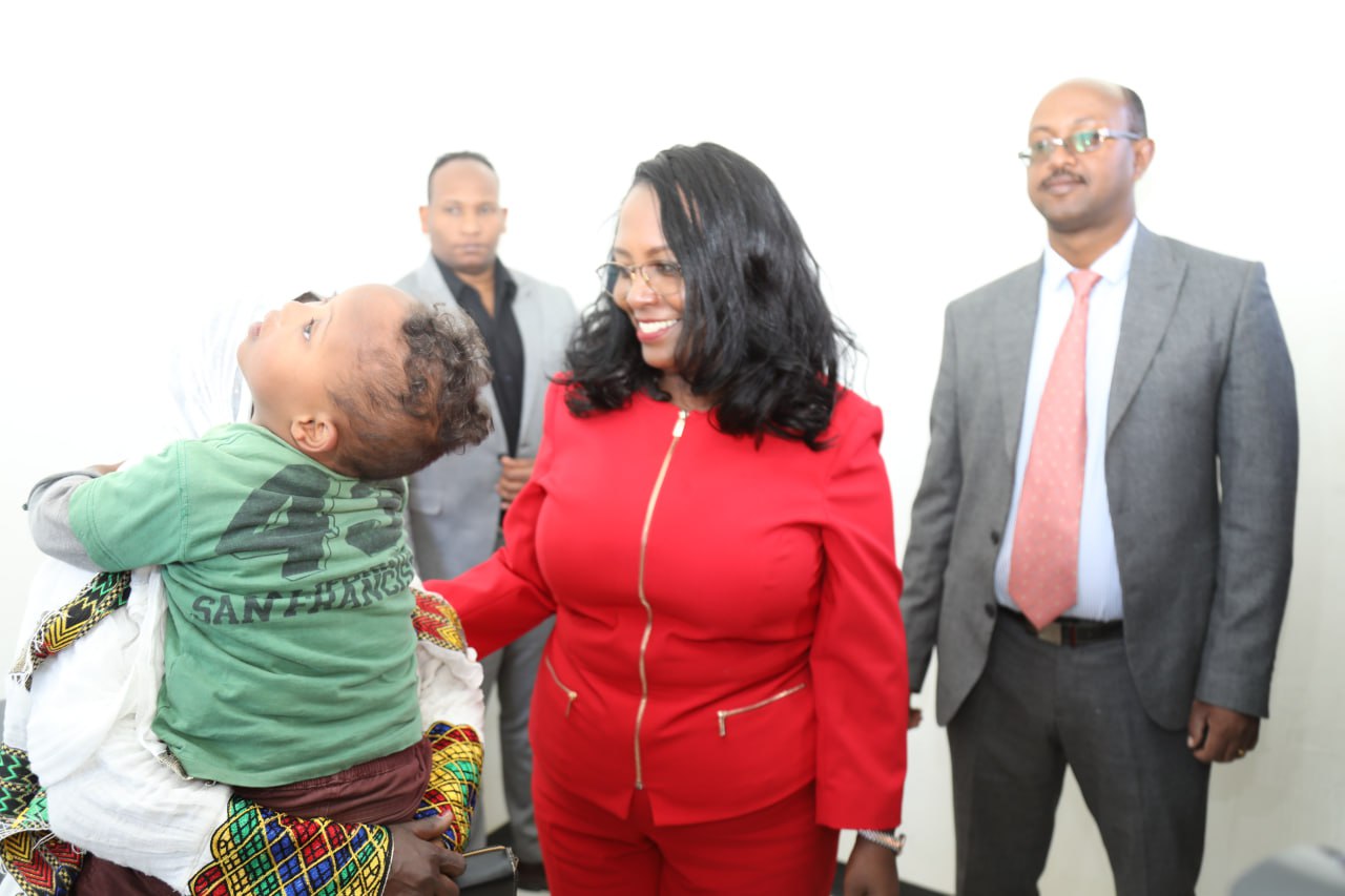 ቤት ለእምቦሳ፤ እምቦሳ እሰሩ አንድ ሰው አዲስ ቤት ሰርቶ ሲያስመርቅ ወዳጅ ዘመዱ ሁሉ ባለቤቱን “ቤት ለእምቦሳ ...