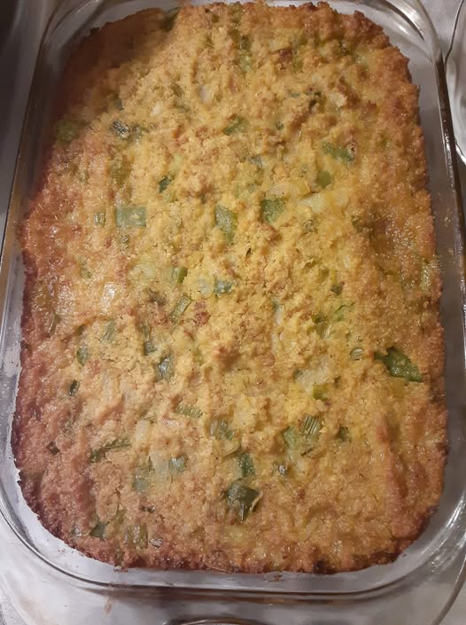 Homemade cornbread dressing. Ok everyone...here's the recipe: Homemade cornbread, chopped sweet onions, celery, green onions, different color bell peppers, chicken broth, butter. Break up cornbre