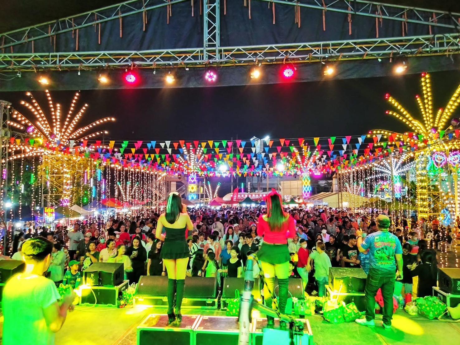 นุเชษฐ - 9 พค 68 รำวงร่วมสมัยชาญชัยวอร์เทค วัดจันทราราม บ้านพระ (วัด ...