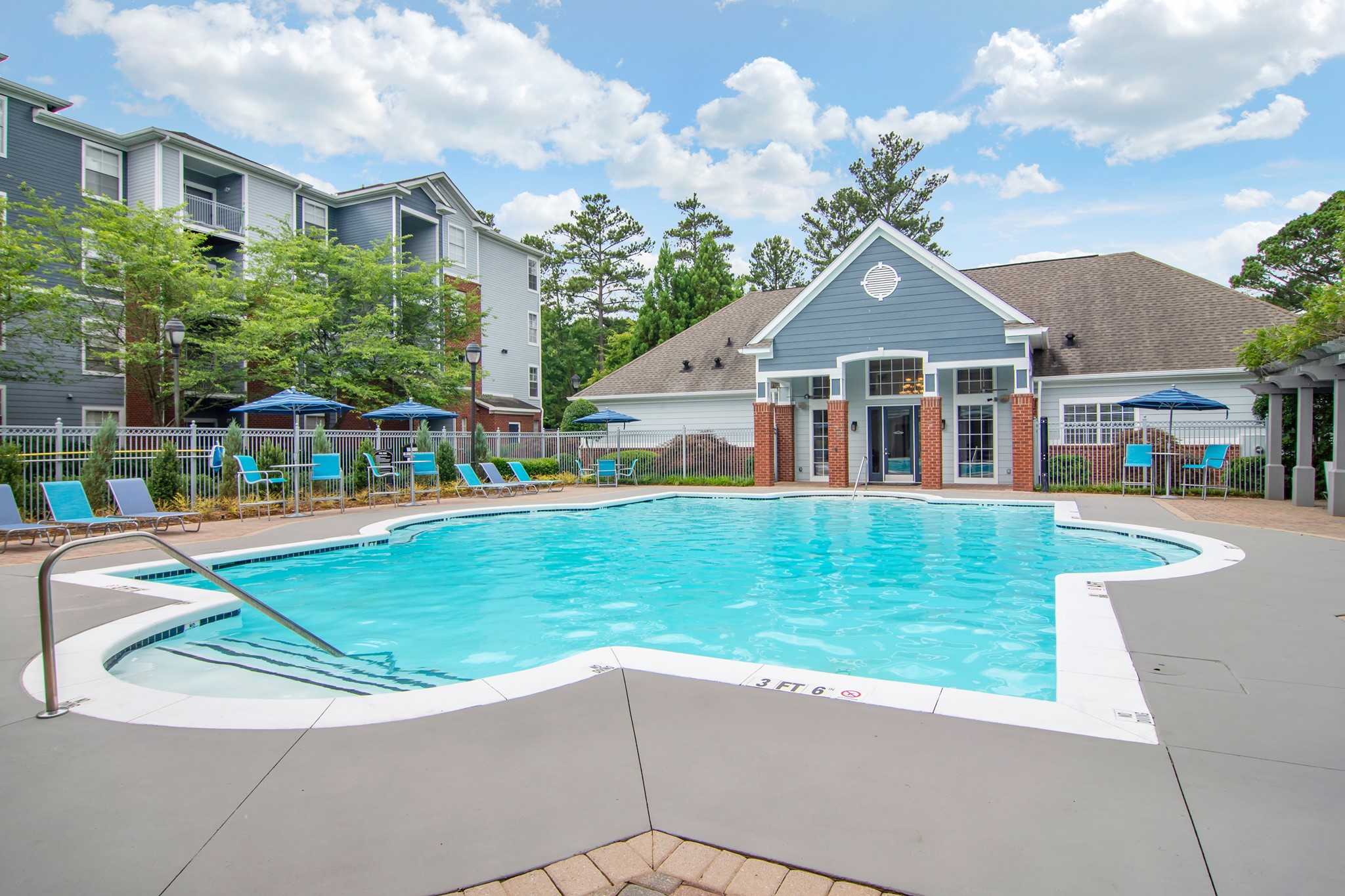 Overlook Ridge Apartments | Atlanta GA