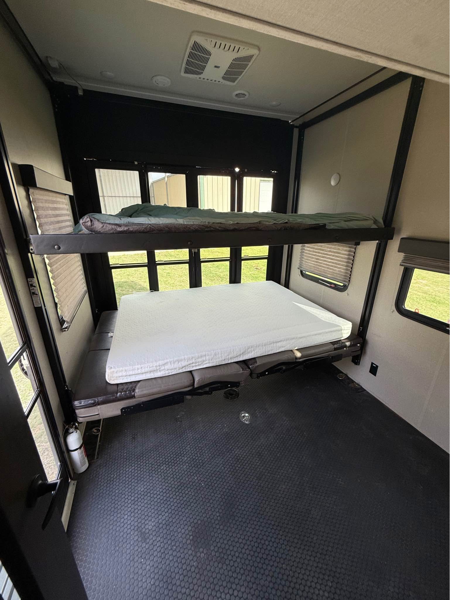 2022 Grand Design Momentum 320g - RVs & Campers - Argyle, Texas ...