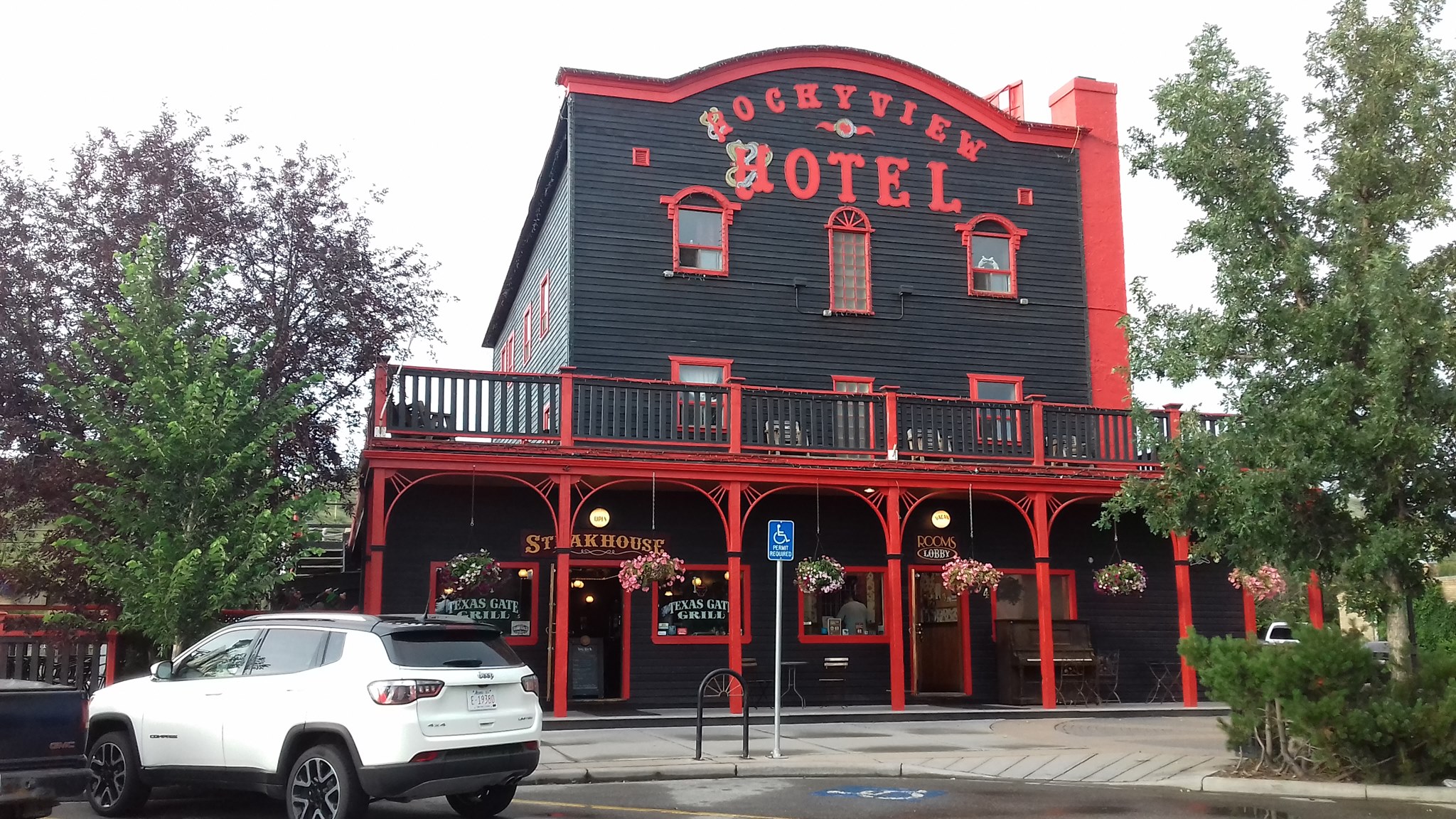 The Texas Gate - DAILY SPECIALS AT “THE GATE”: • Monday -... | Facebook
