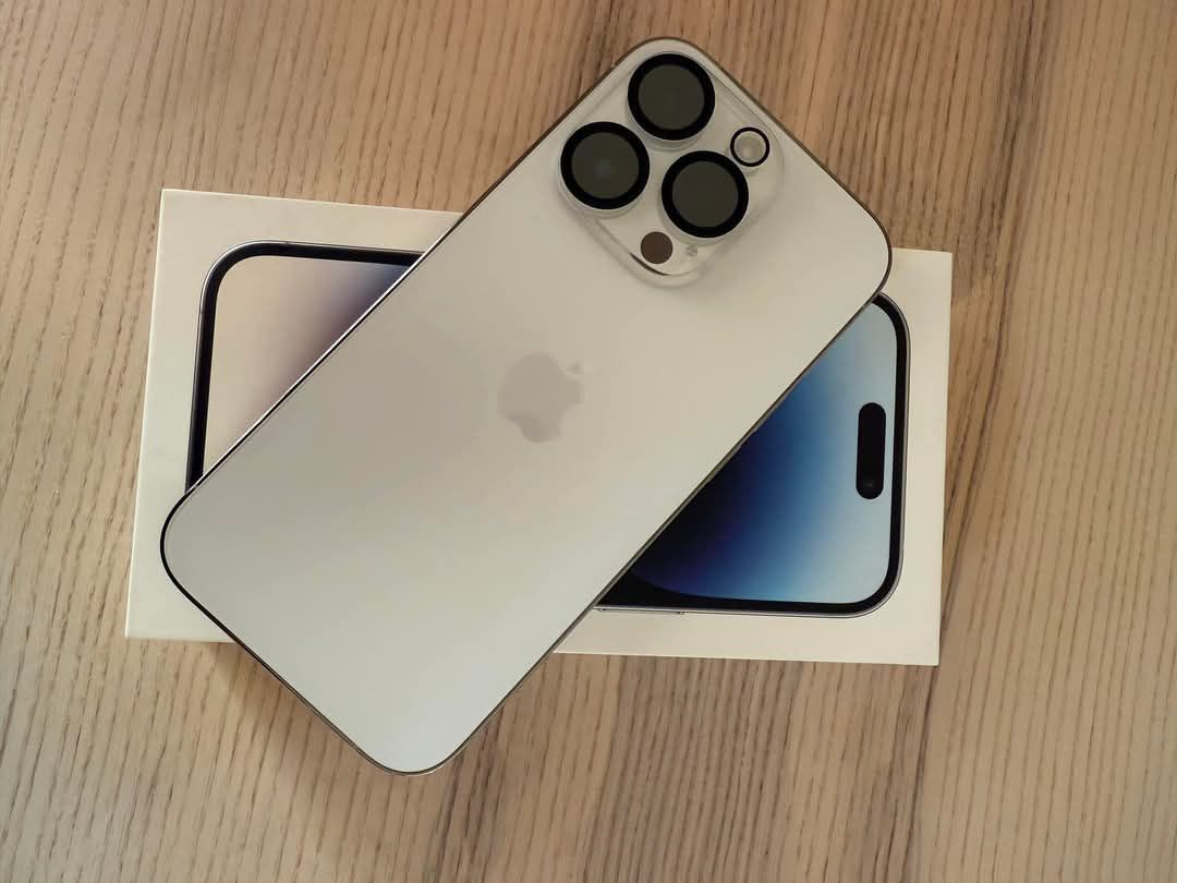 Iphone 14 Pro 128GB, White, 89% Like new, not a single scratch 