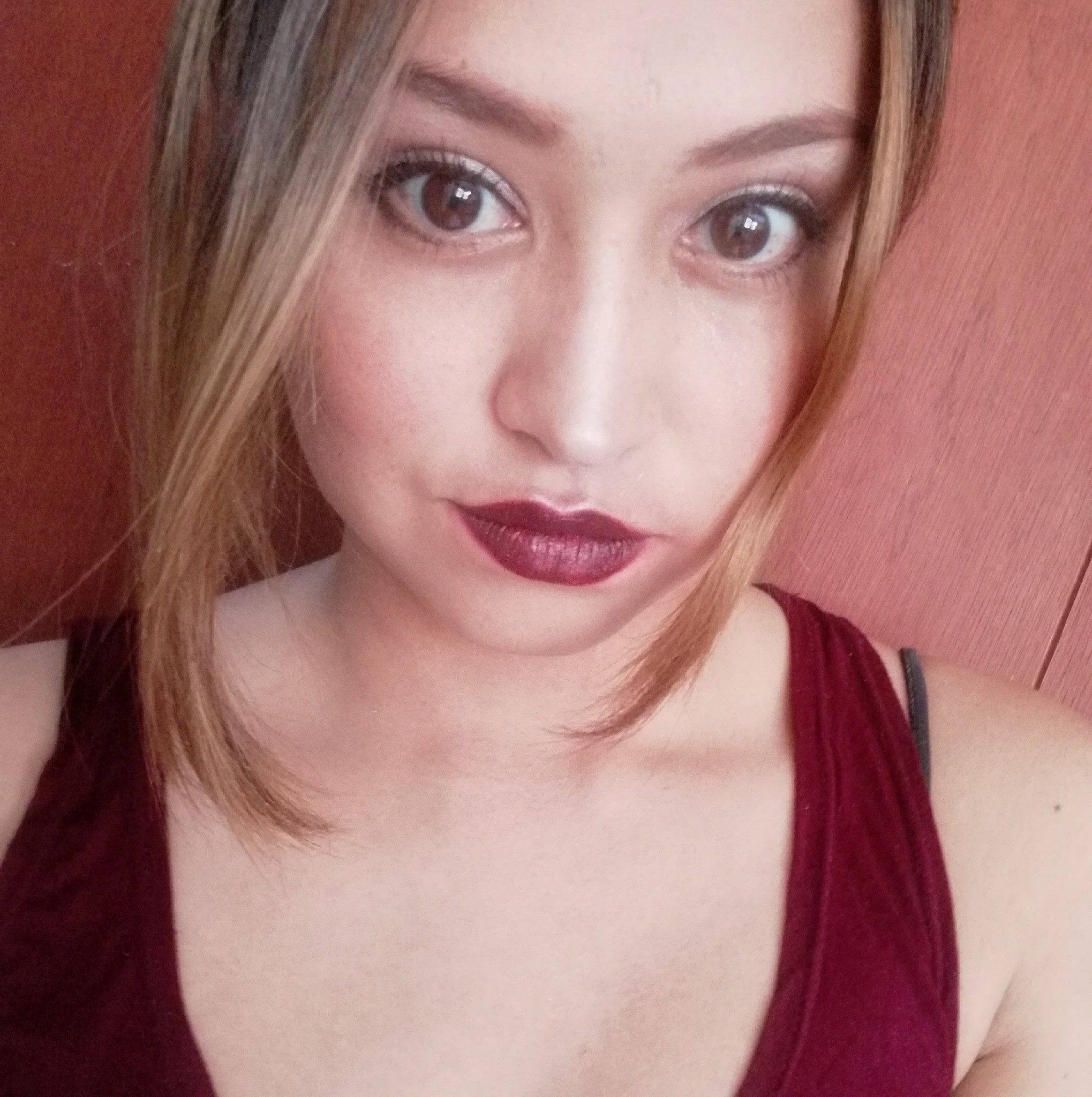 Los productos utilizados fueron 💕Primer de Oriflame 💕Cc Cream de Clinic ...