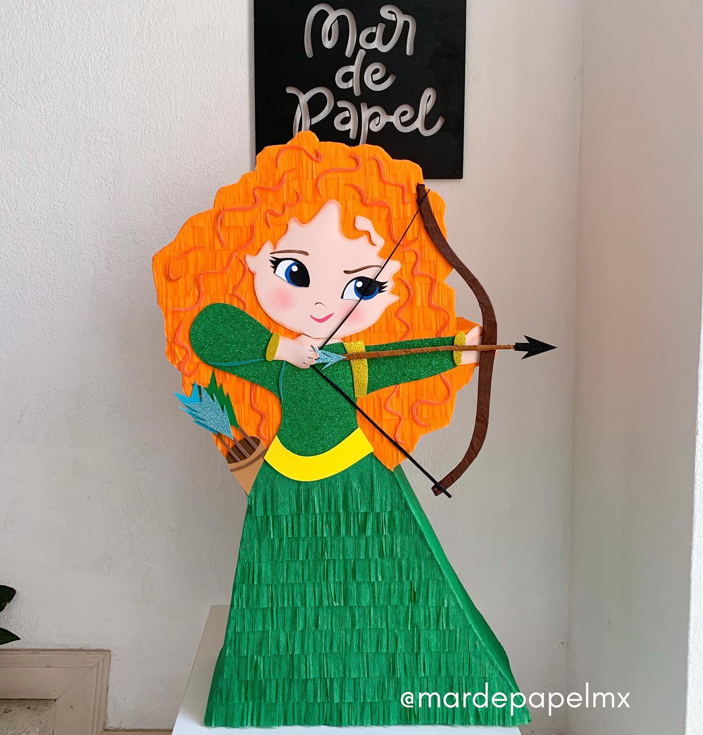 Mar de Papel mx - 🧡Piñata Princesa Merida🧡 . #piñata...
