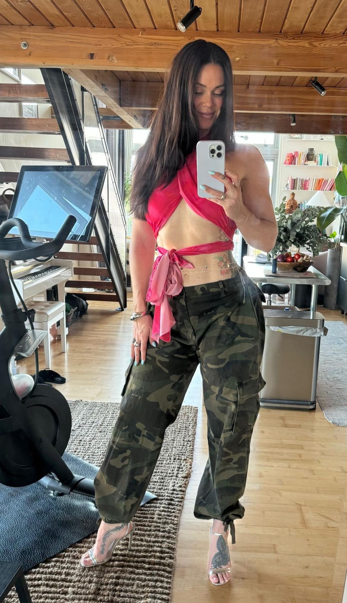 EvaAngelina.Official I want YOU to meet me for a good time! My VIP