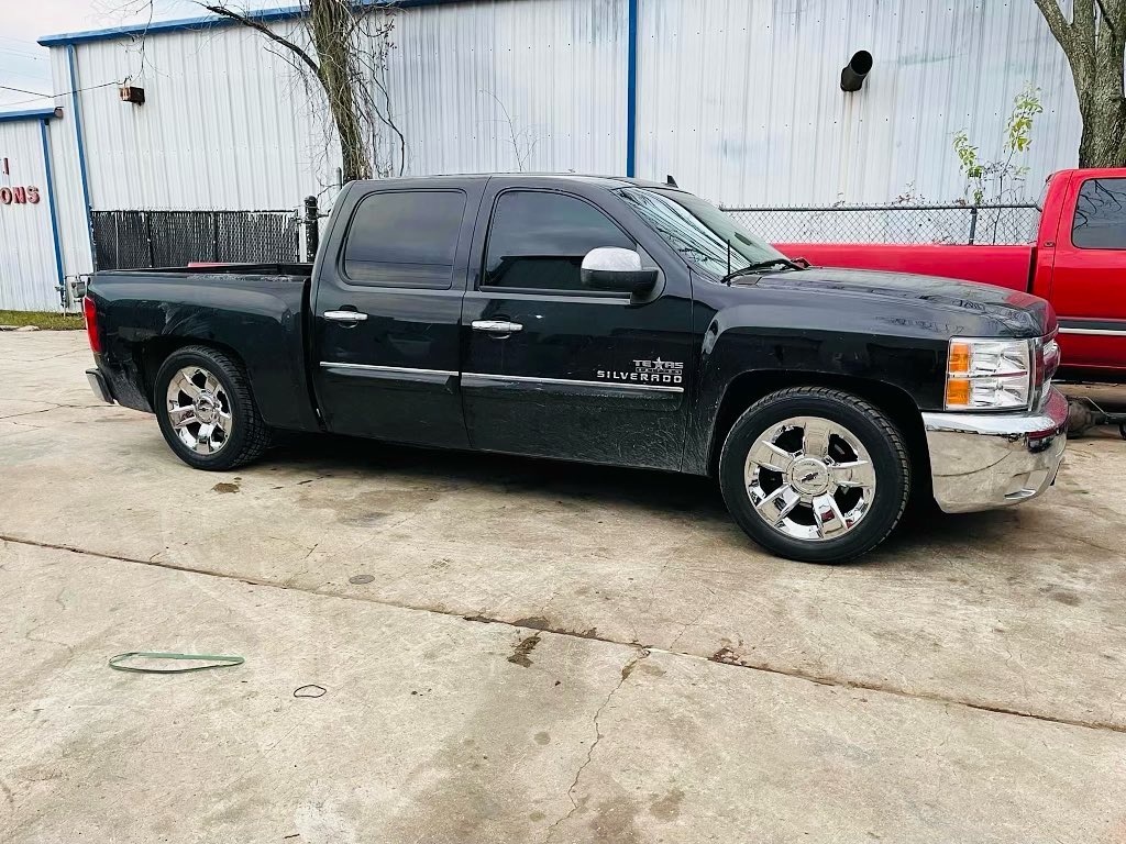 Universe Wheels & Tires - 3/5 drop Nice 👍 #houstontires #houstontrucks ...