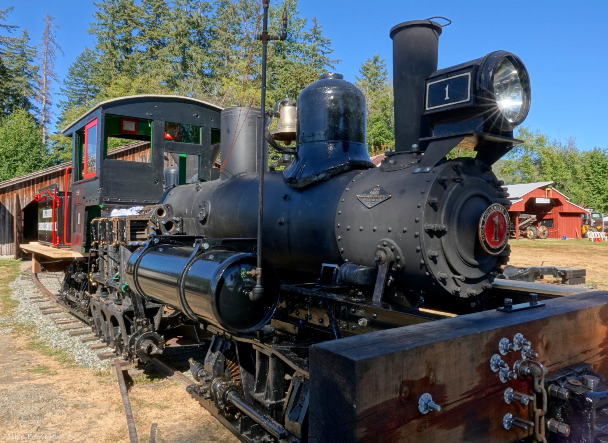 Granger Taylor restores No. 2 locomotive for BC Forest Discovery