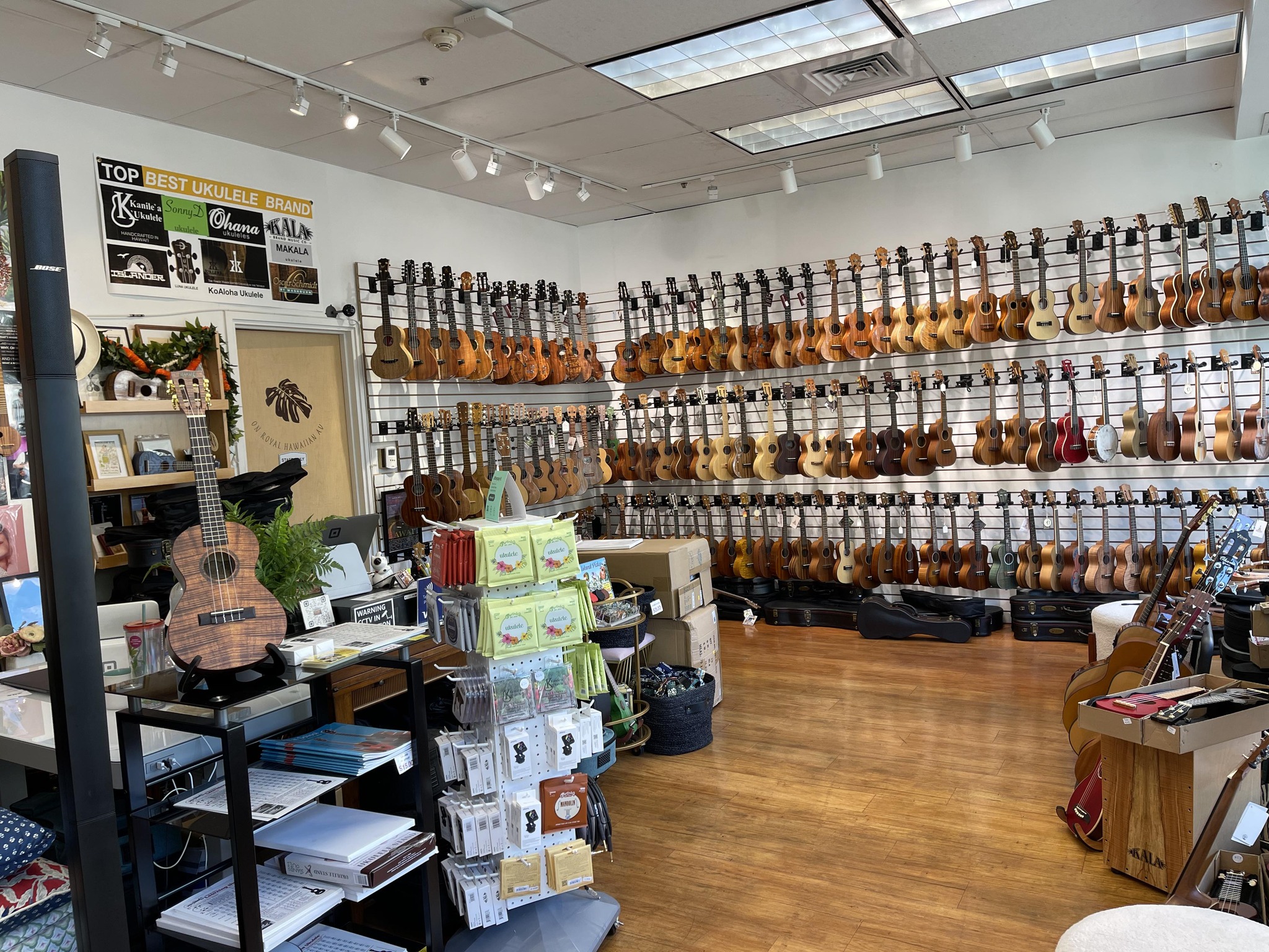 Best Hawaiian Ukulele Co. | Honolulu HI