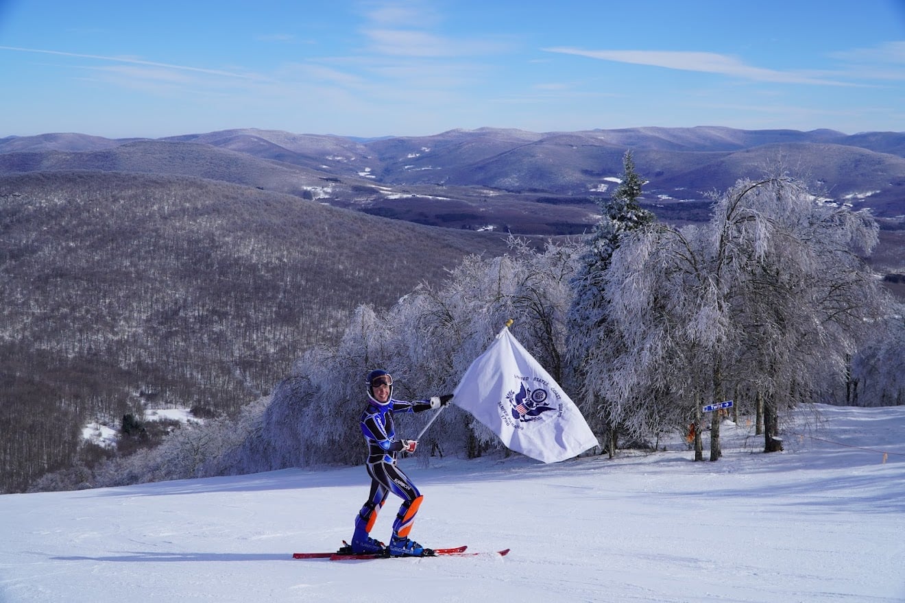 USCGA Alpine Ski Team | New London CT