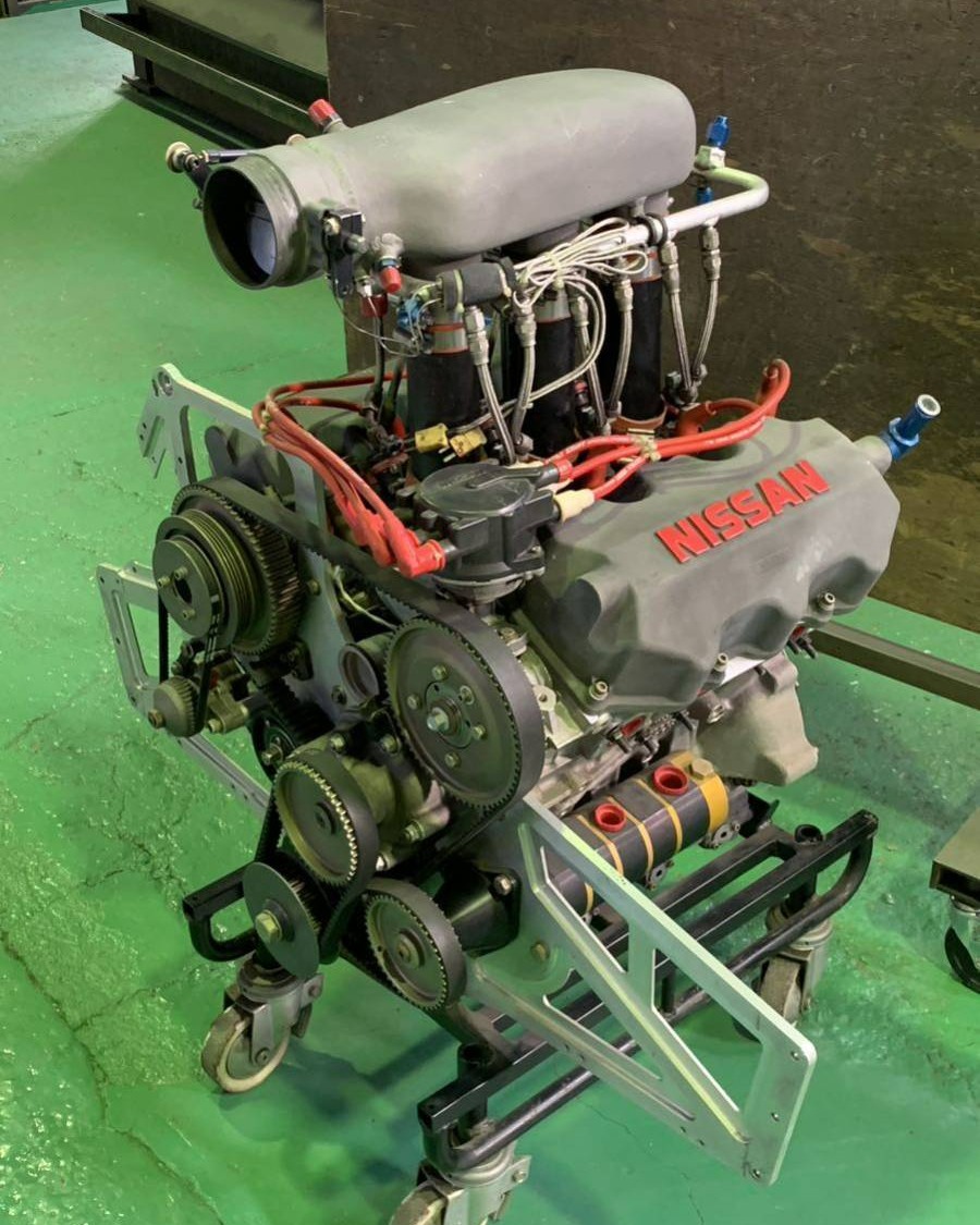 Here is an incredibly rare engine. Nissan Japan had Electramotive