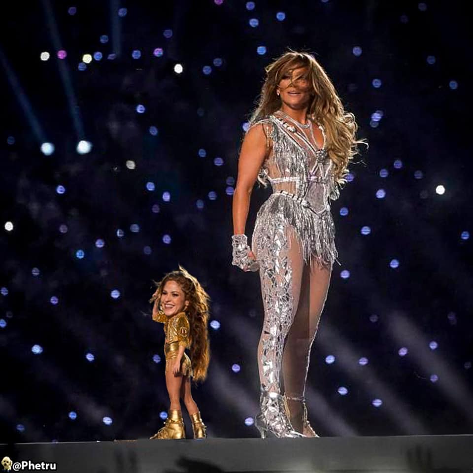 Minis by Phetru - 🏈 SUPER BOWL HALFTIME SHOW 🏈 Recordando...