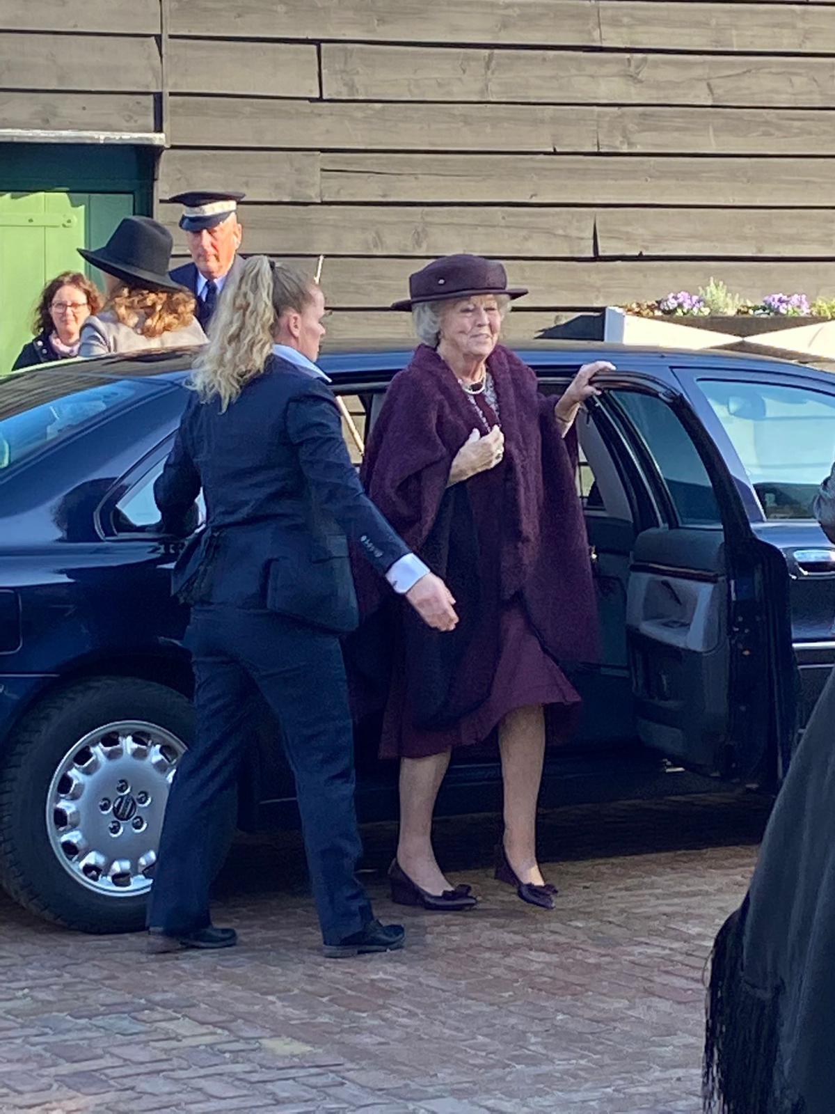 ZLTO - Hare Koninklijke Hoogheid Prinses Beatrix der...
