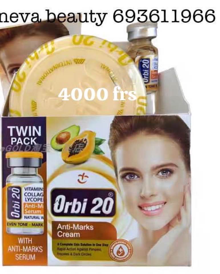 Crème Visage éclaircissante Orbi 20 à La Papaye - Efface Les Taches, FPS 3, 30 Ml