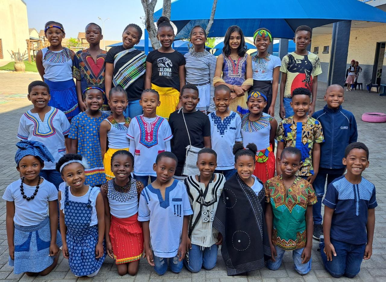 The Foundation Phase are having fun... - Curro Thatchfield