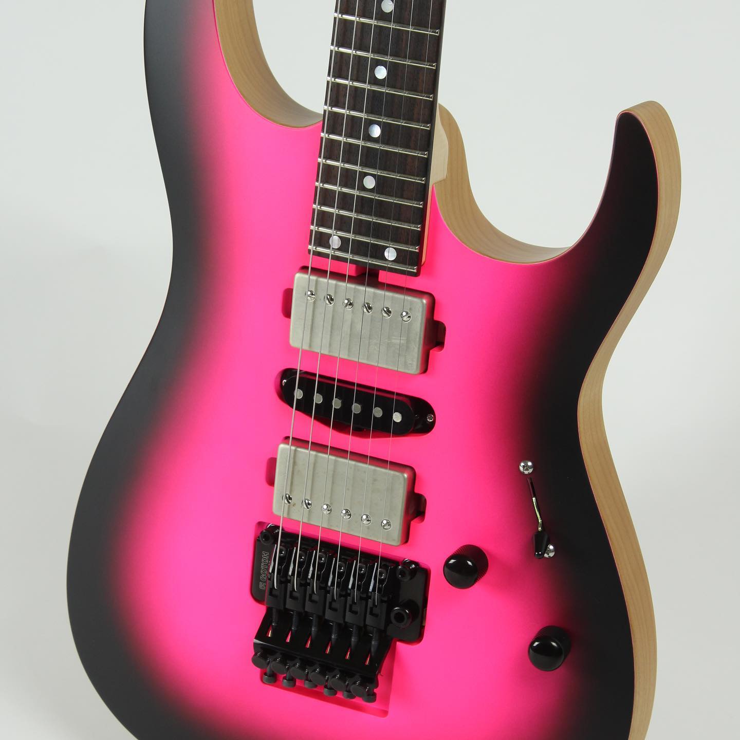 SAITO GUITARS - SAITO GUITARS S-624 LT Killer Pink... | Facebook
