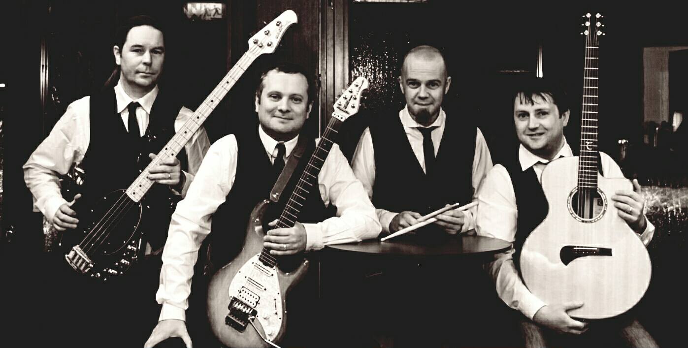Pyramid Band - It's gonna be a humdinger for sure!. Kicks off at 21:45 ...