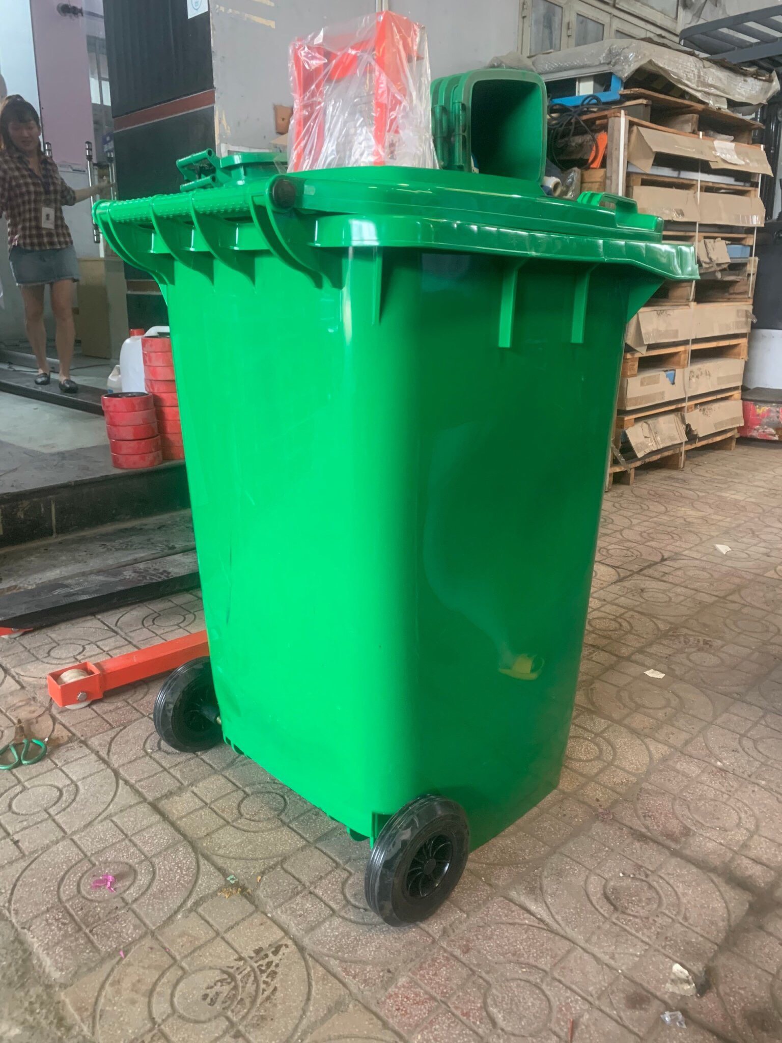 Thùng rác và pallet nhựa Đại Phát
