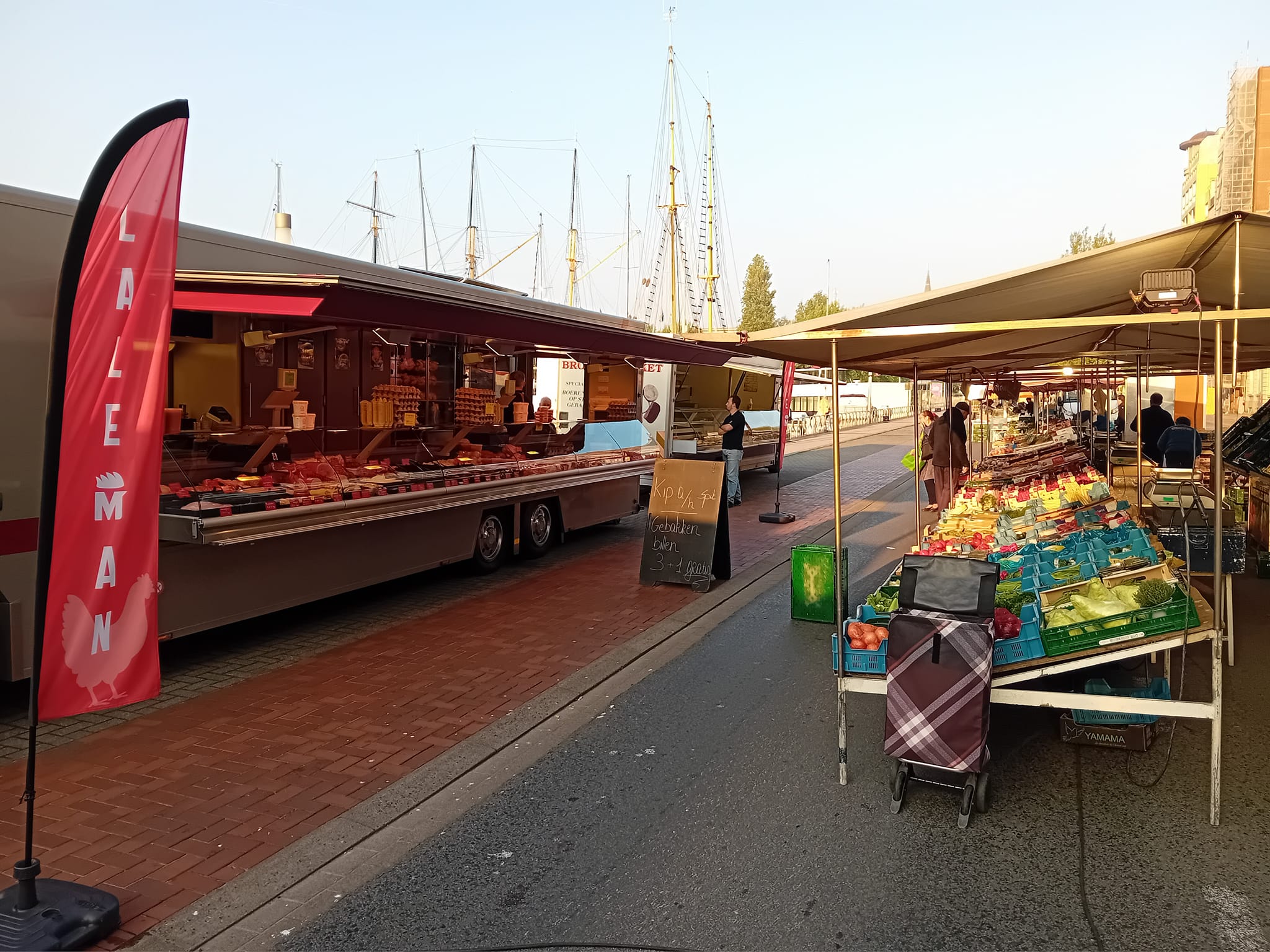 Oostendse Markten added a new photo —... - Oostendse Markten