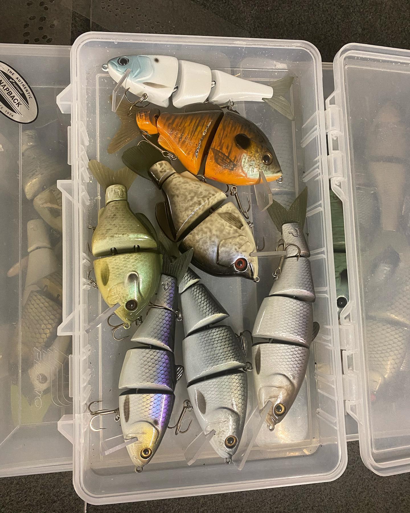 20pcs lots lead weight sinker diy spinner buzzbait fishing lures Bait Making Kit, 261pcs Fishing Lure Making Kit Spinnerbait Colorado Blades Fishing Spoon Rigs Treble Hook Make Your Own for Bass Trout Walleye Spinner the plates spin and catch the sunlight Spinner Baits Bass Fishing Lures