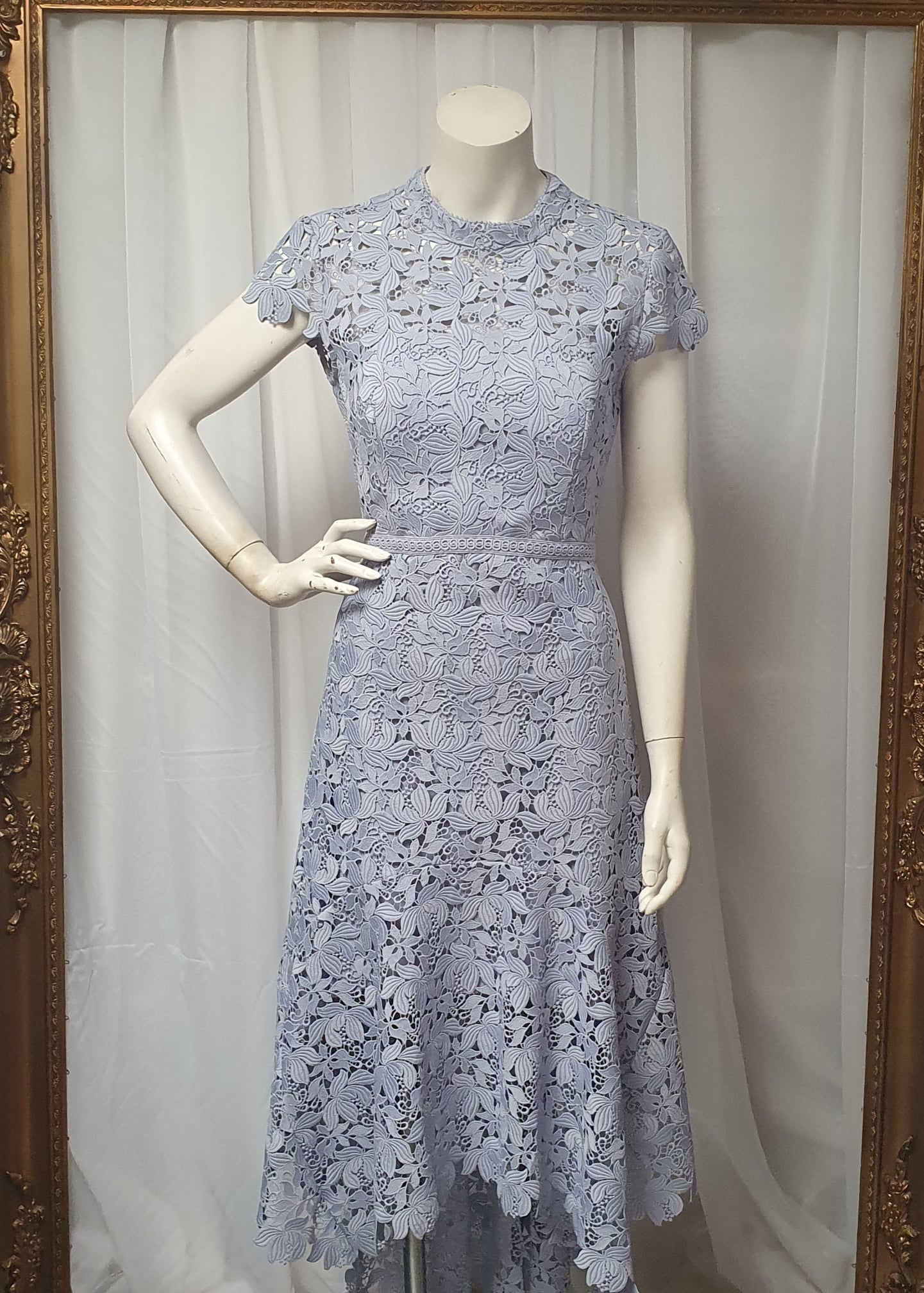burgundy self portrait dress Lace Satin Maxi – self-portrait Light Apricot Double Faced added_3107 Dress Size:10 Portrait captivates with timeless