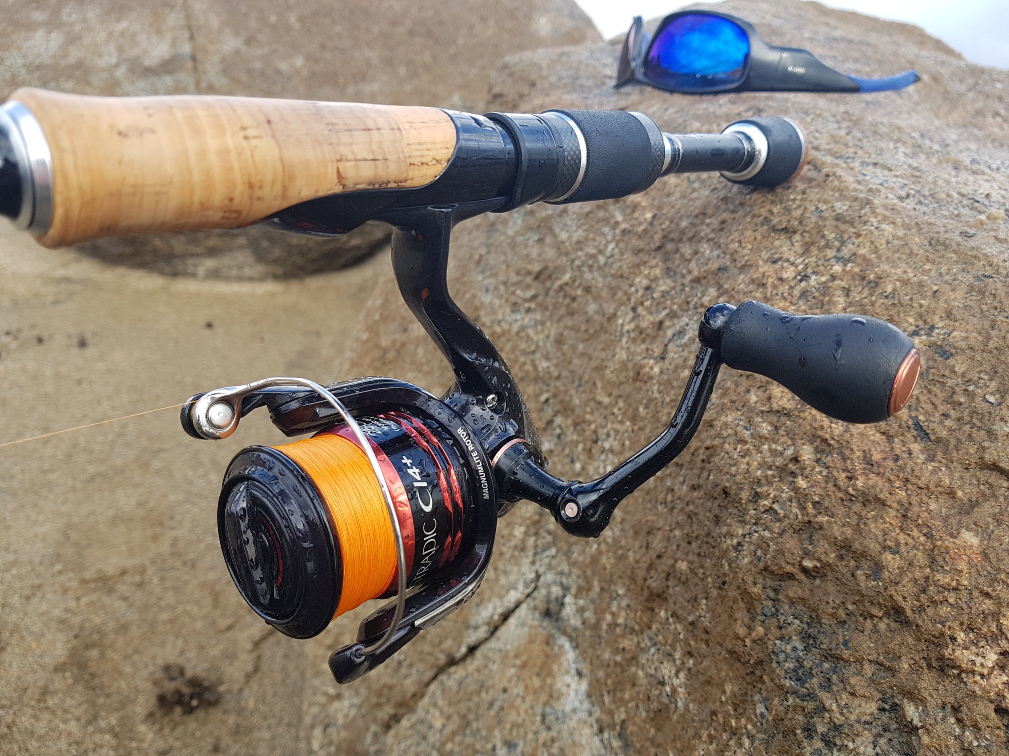 essential items for a tackle box Fishing Rig | Travel Fishing Box Shimano Curado 71 MGL Model:SCT36MHF Style_Dredge portable size and weight