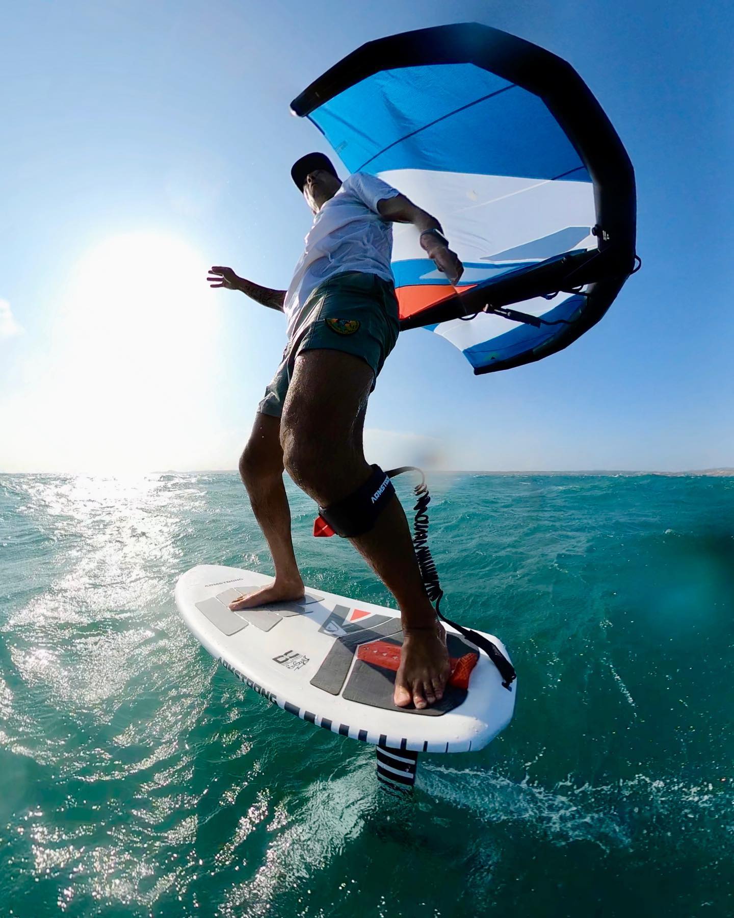 rich.73 ・・・ Trying #gopro boom mount #wingfoil #loyaltothefoil 
