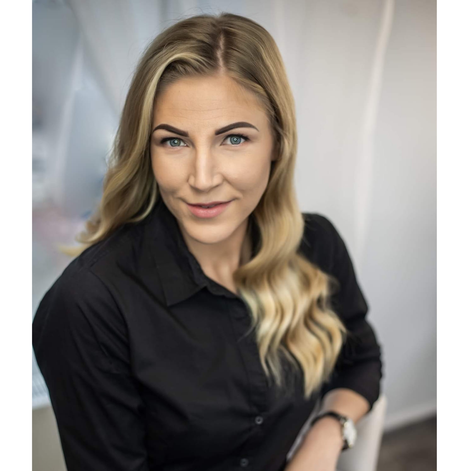 INGA... - INGA hair artist- plaukų procedūrų meistrė, kirpėja