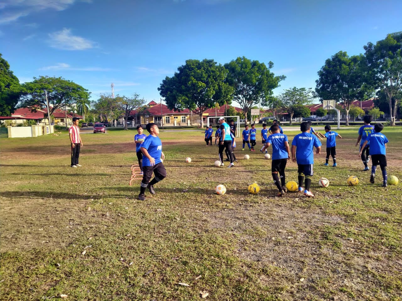 Welcome new comers to PRB... - Paya Rumput Boys Football Club