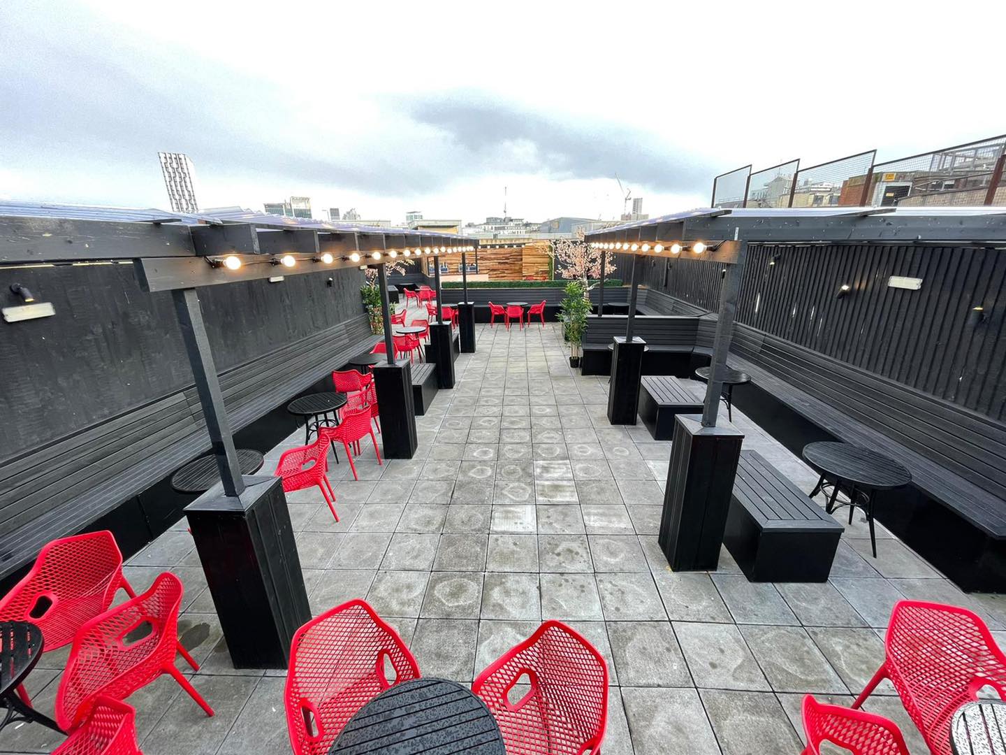 Level 4 - ANNOUNCEMENT | ROOFTOP SUMMER SERIES 2021 We’re...