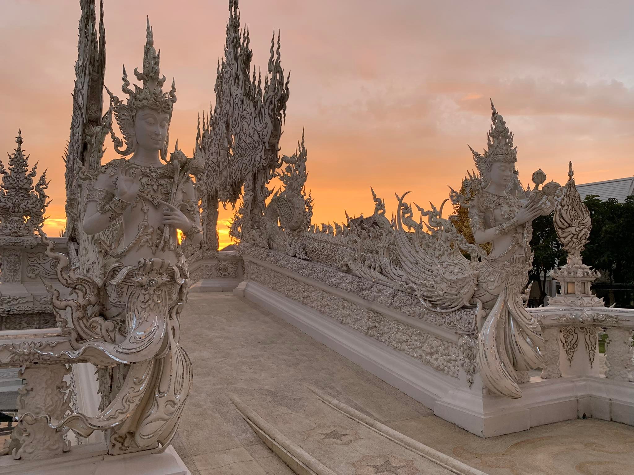 วัดร่องขุ่น - Wat Rong Khun - White Temple , Chiang Rai , Thailand ...
