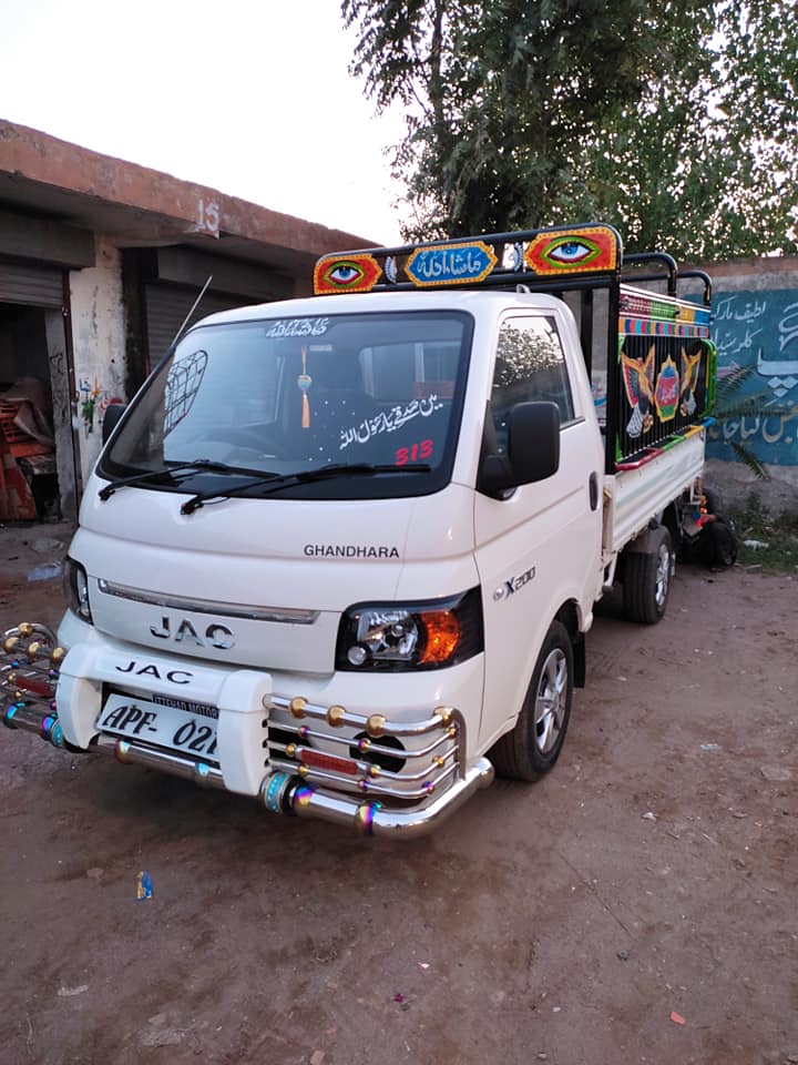 Haji rangsaz and Ali chat jangla maker
