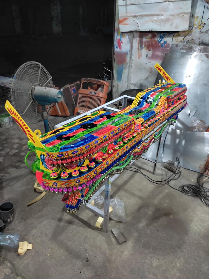 Haji rangsaz and Ali chat jangla maker