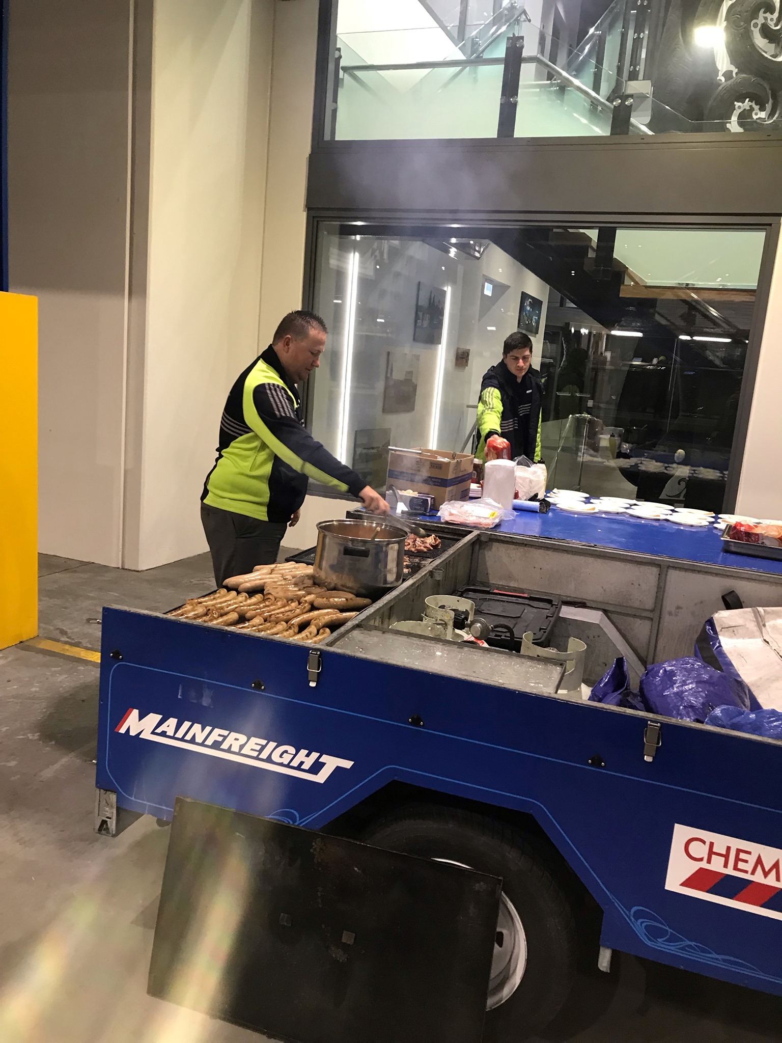 Mainfreight - Our team in New Zealand took time out of... | Facebook