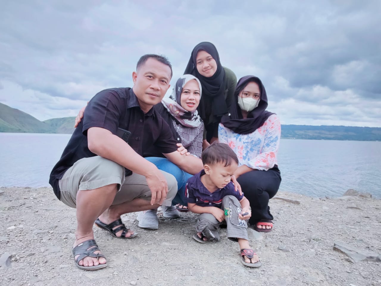 Edi Susanto Samin (@edisusanto.s3) • Facebook, Connect with friends