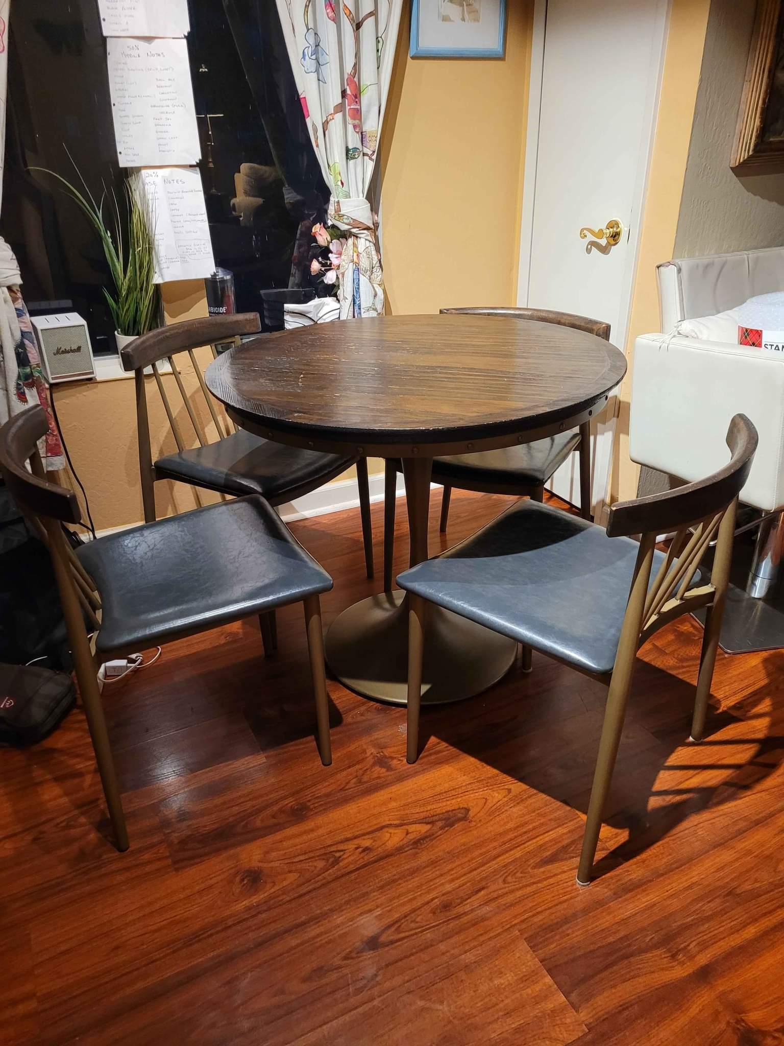 Small Dining Room Table Facebook Marketplace