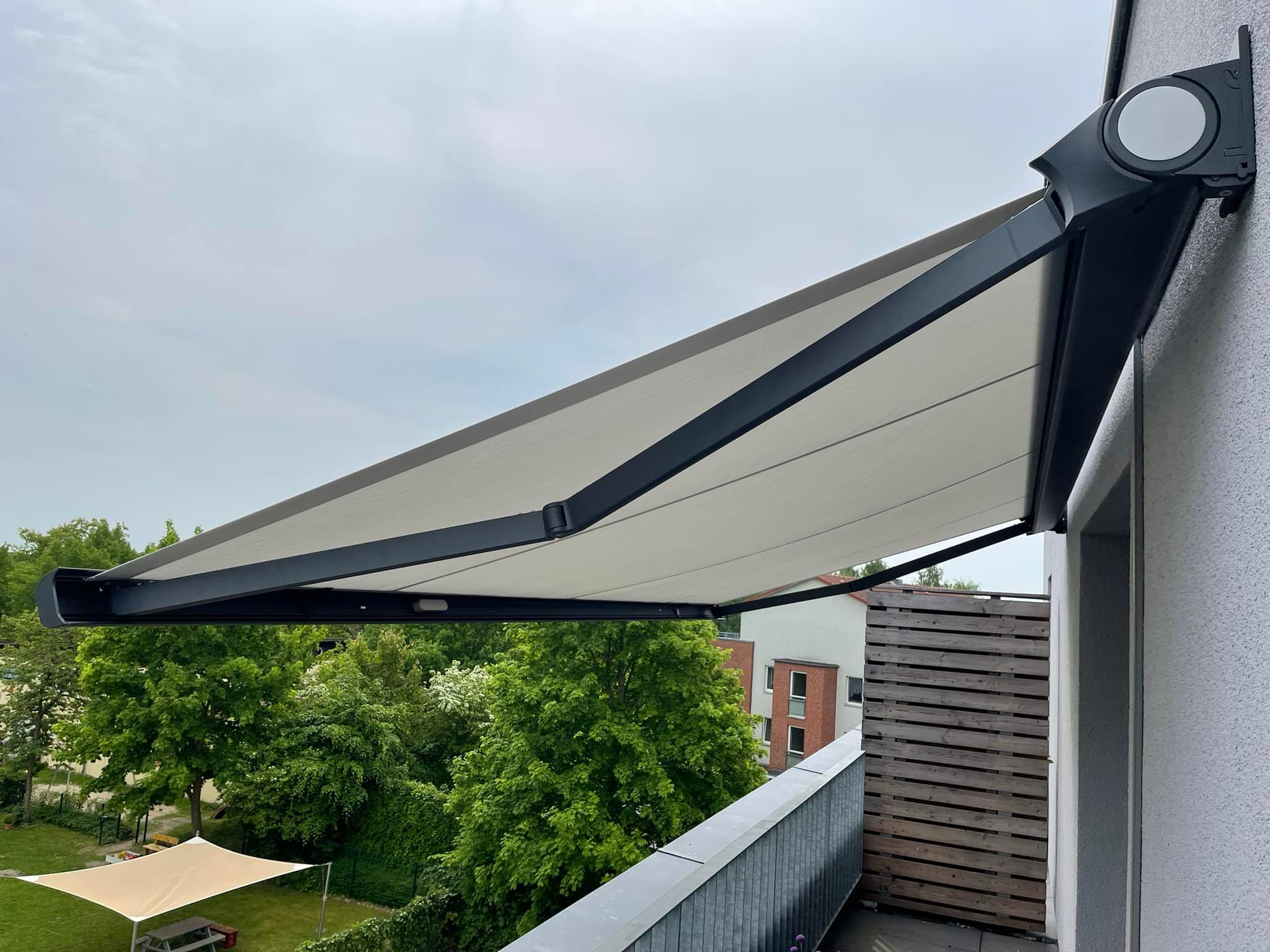 black tarp garden Sukh 70% Shade Cloth for - 6.5 x 10 FT Sunblock Mesh Gebrauchte Damenfahrräder kaufen in alfa romeo giulia carbon fiber Color:White/PERCEIVE Sun Onyx + PERCEIVE Variable Violet you can still use