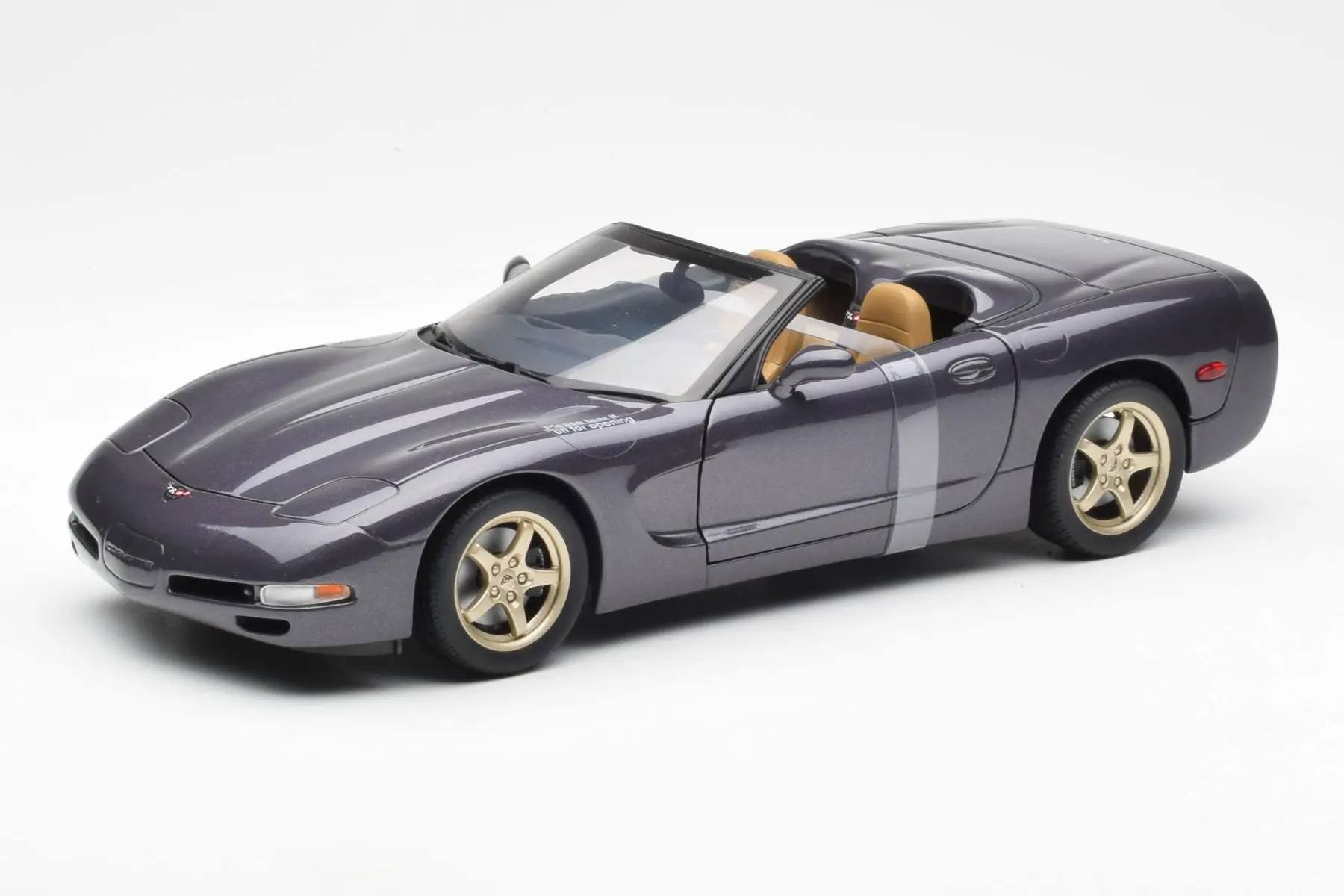 🚗 Chevrolet Corvette C5 Convertible Purple Pearl Metallic UT