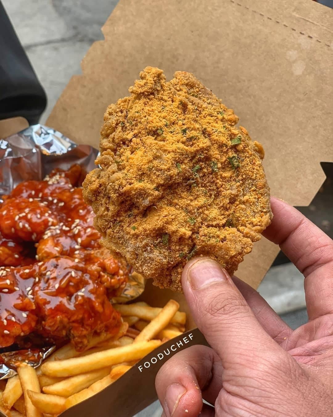 Gà Rán Bốp Bi - 🥚🧂🍗 Gà rắc trứng muối mix hành cay chính... | Facebook