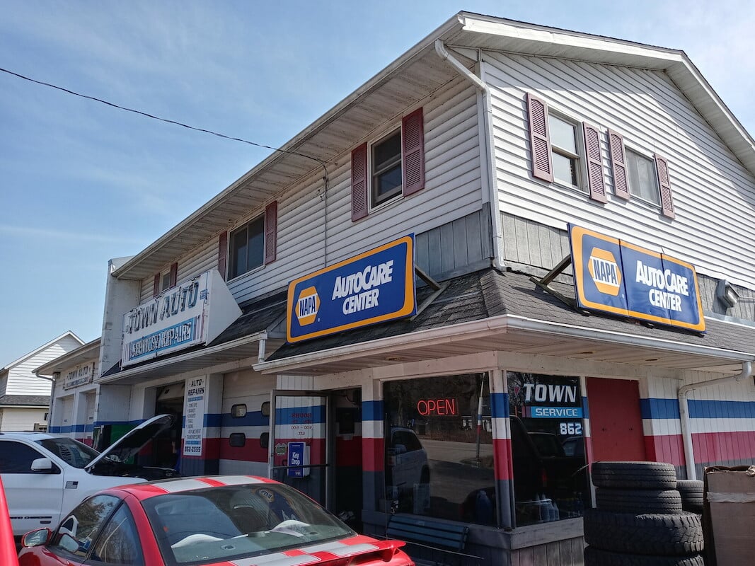 Town Car Repair: Expert Tips for Smooth Driving