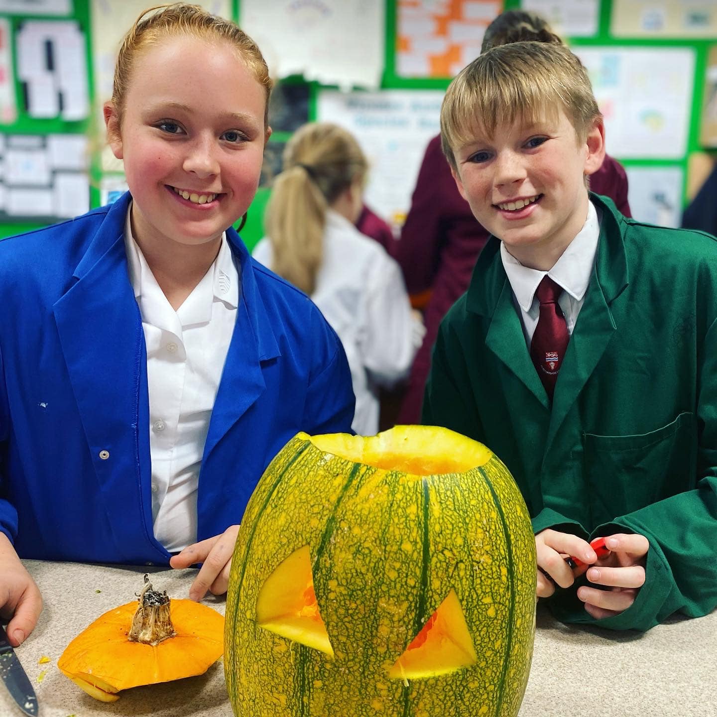 👩‍🔬 EXTRA-CURRICULAR //... - Hereford Cathedral School