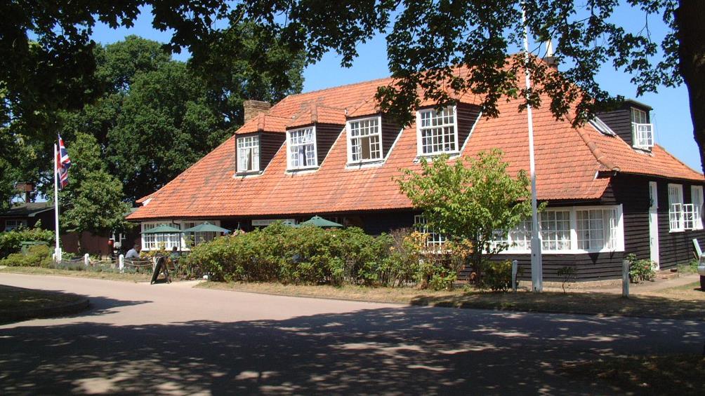 Artists Rifles Clubhouse | Woking